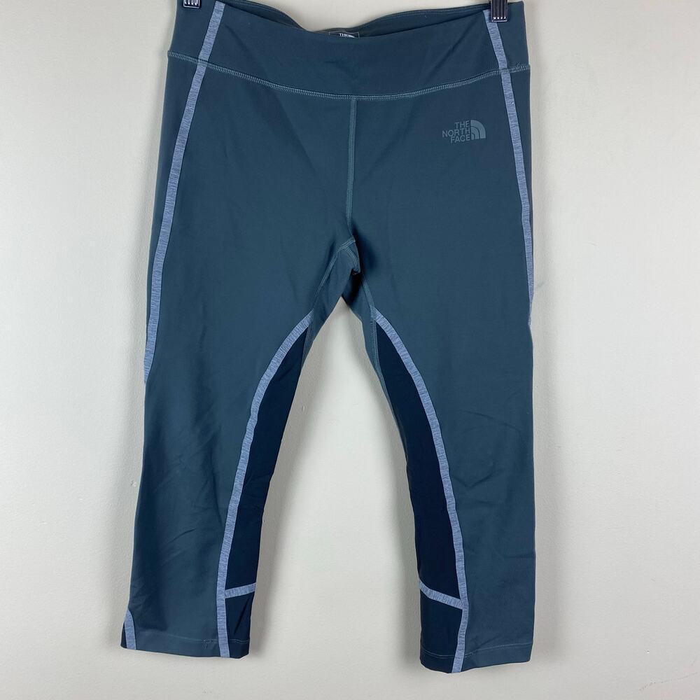 The North Face Womens Crop Leggings Athletic Activewear Athleisure Workout Gym